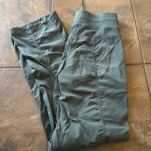 Dark forest Dance Studio Mid-Rise Pant *Regular lululemon pants